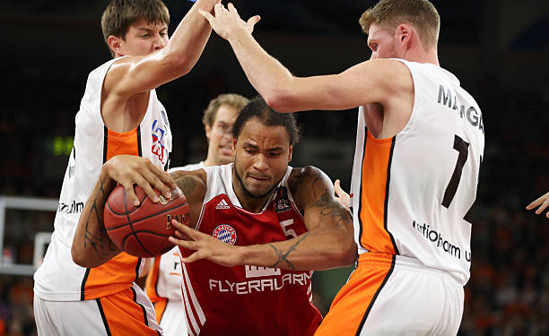 在赛季首轮 在赛季首轮